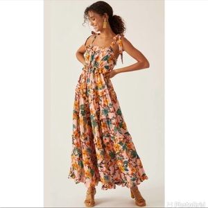 Farm Rio Square-Neck Tiered Maxi Dress 0057